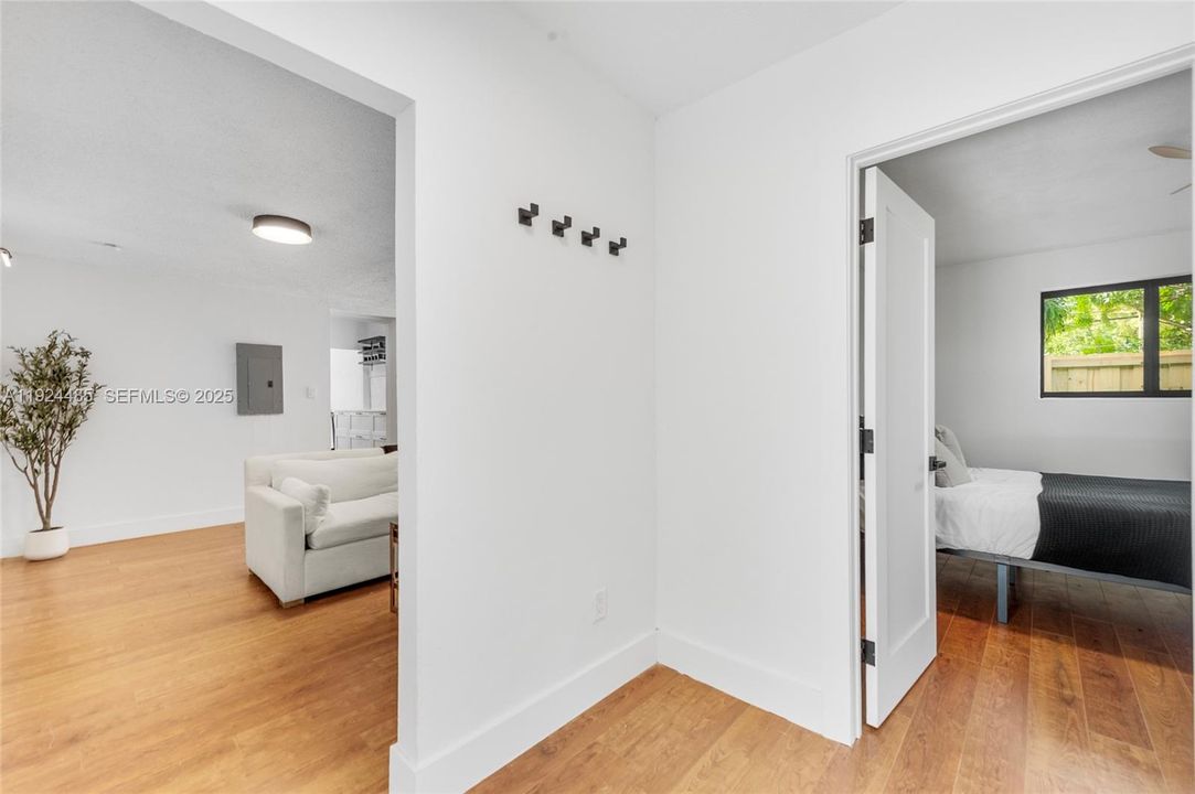 For Sale: $599,000 (3 beds, 2 baths, 1334 Square Feet)