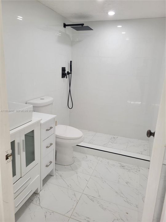 En Venta: $199,999 (2 camas, 2 baños, 960 Pies cuadrados)