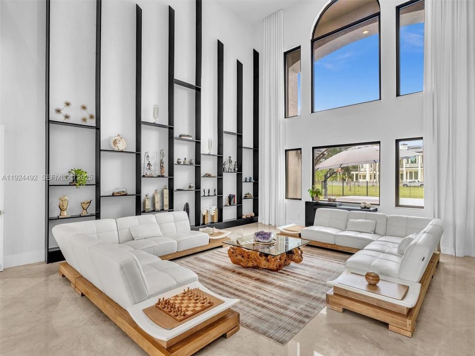 En Venta: $3,850,000 (6 camas, 5 baños, 5144 Pies cuadrados)