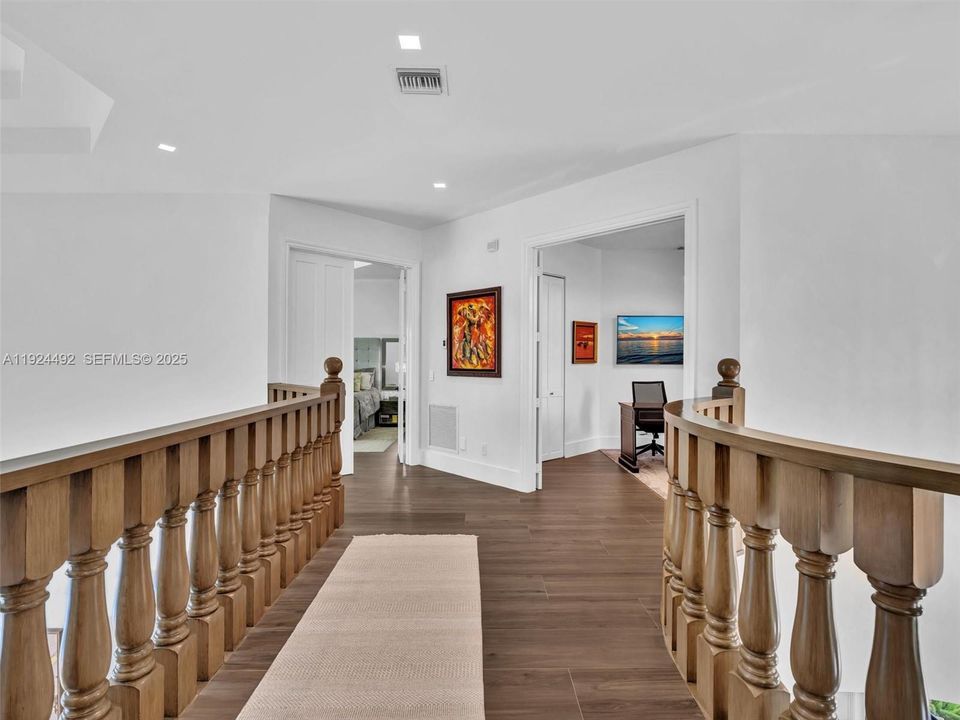 En Venta: $3,850,000 (6 camas, 5 baños, 5144 Pies cuadrados)