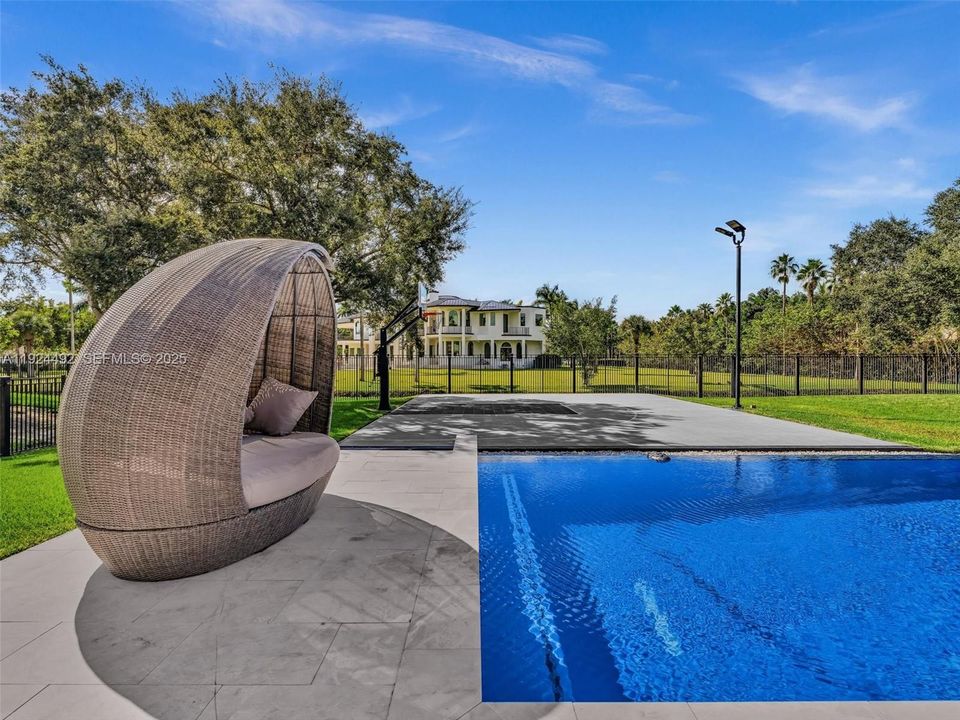 En Venta: $3,850,000 (6 camas, 5 baños, 5144 Pies cuadrados)