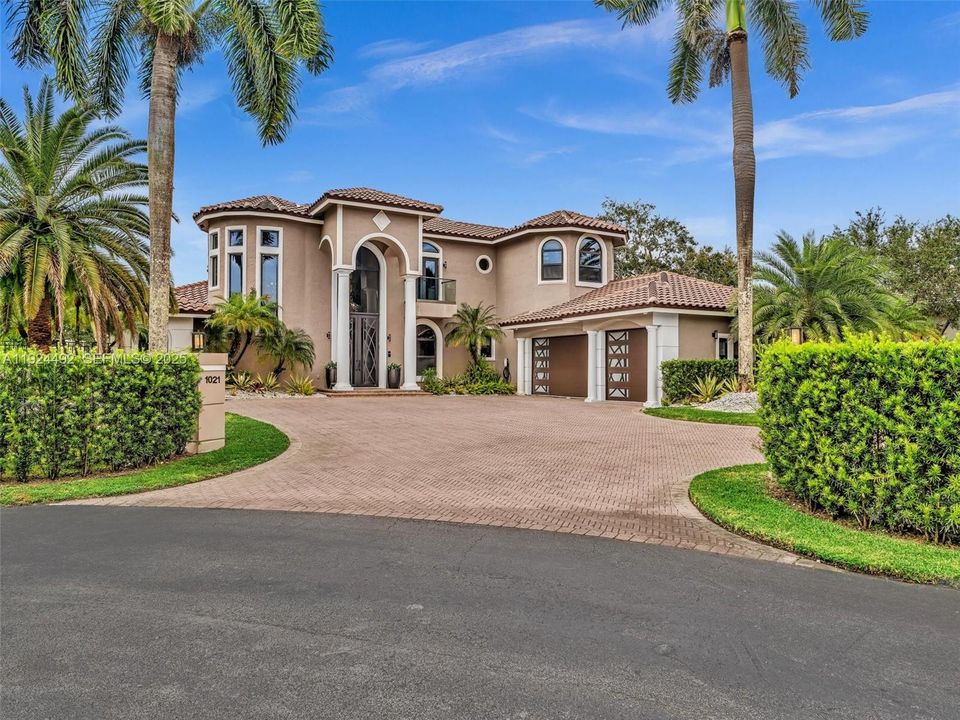 En Venta: $3,850,000 (6 camas, 5 baños, 5144 Pies cuadrados)