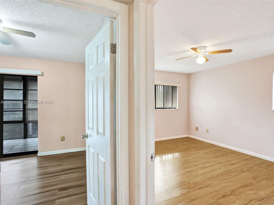 For Rent: $1,750 (2 beds, 2 baths, 827 Square Feet)