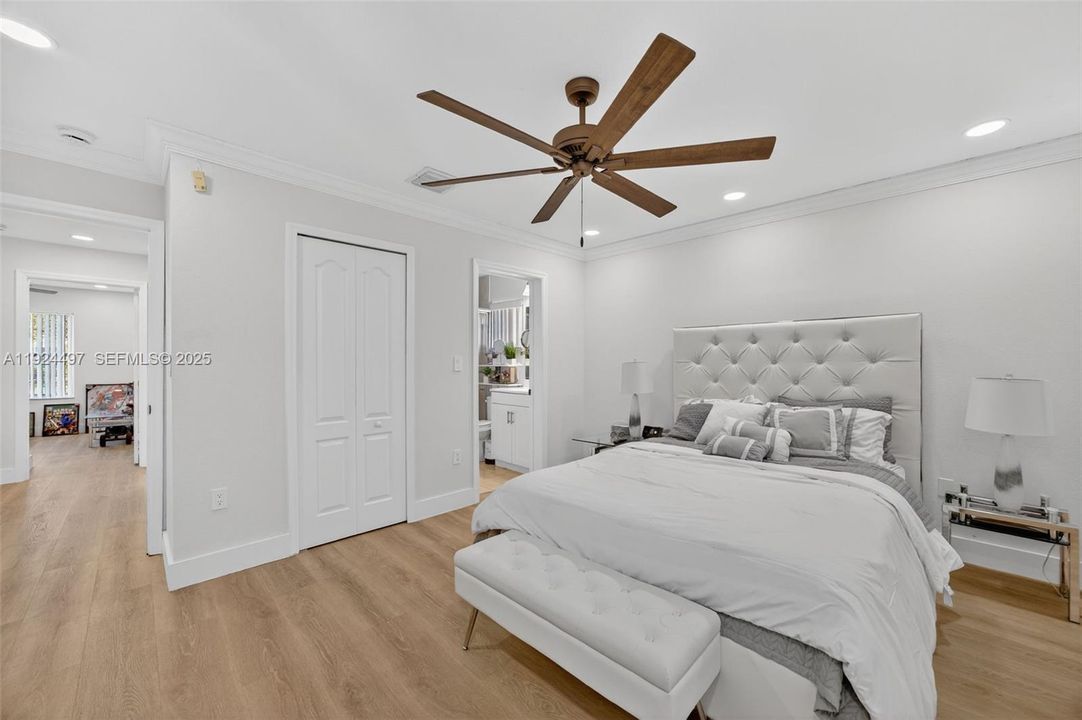 For Rent: $3,800 (4 beds, 2 baths, 1730 Square Feet)