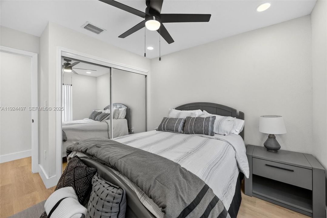 For Rent: $3,800 (4 beds, 2 baths, 1730 Square Feet)