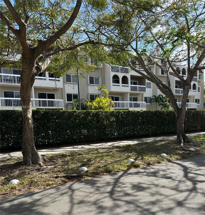 En Venta: $220,000 (1 camas, 1 baños, 712 Pies cuadrados)