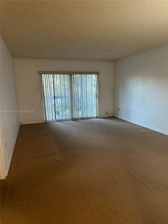 En Venta: $220,000 (1 camas, 1 baños, 712 Pies cuadrados)