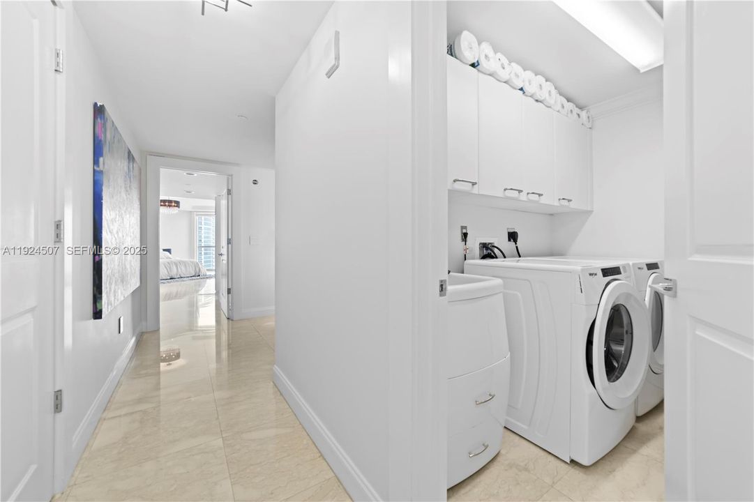 For Rent: $9,900 (3 beds, 3 baths, 2627 Square Feet)