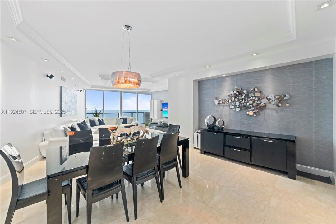 For Rent: $9,900 (3 beds, 3 baths, 2627 Square Feet)