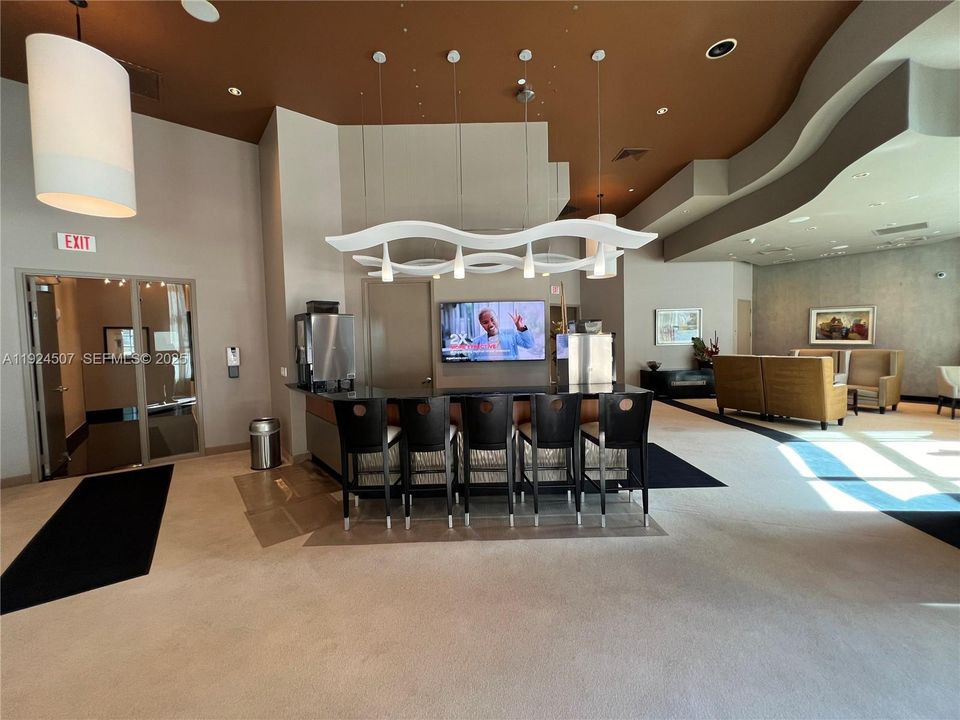 For Rent: $9,900 (3 beds, 3 baths, 2627 Square Feet)