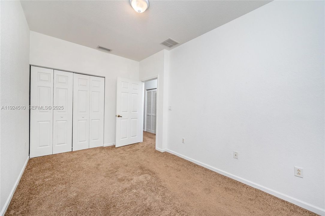 待售: $380,000 (3 贝兹, 2 浴室, 1459 平方英尺)