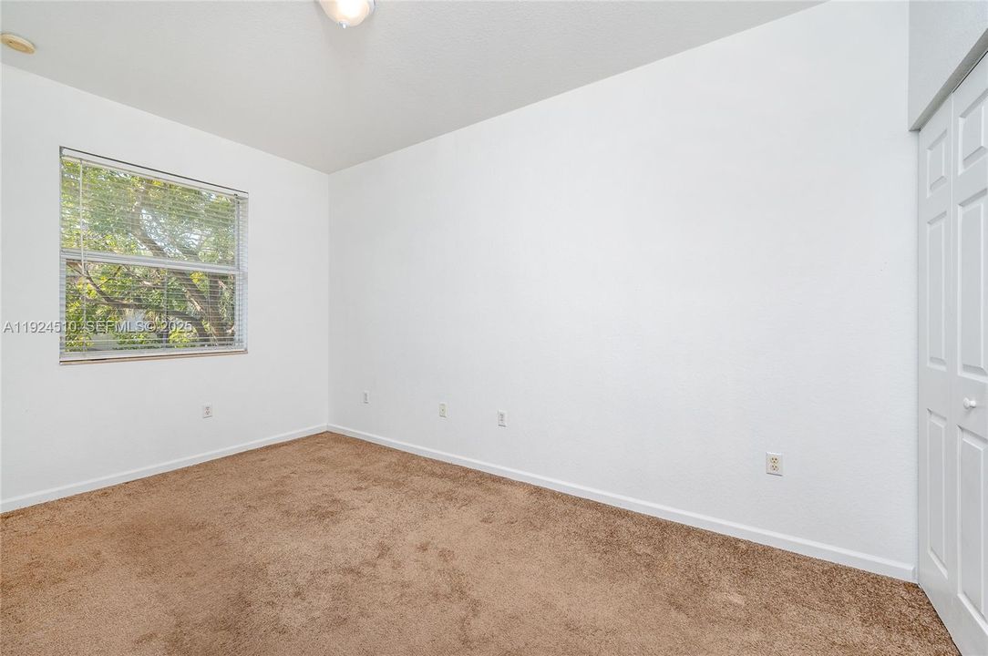 待售: $380,000 (3 贝兹, 2 浴室, 1459 平方英尺)