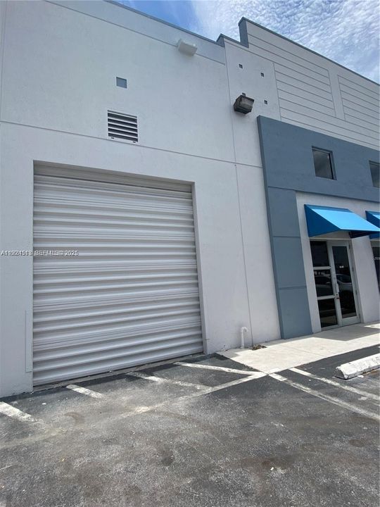 For Rent: $3,300 (0 beds, 0 baths, 0 Square Feet)