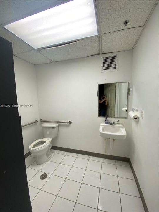 For Rent: $3,300 (0 beds, 0 baths, 0 Square Feet)