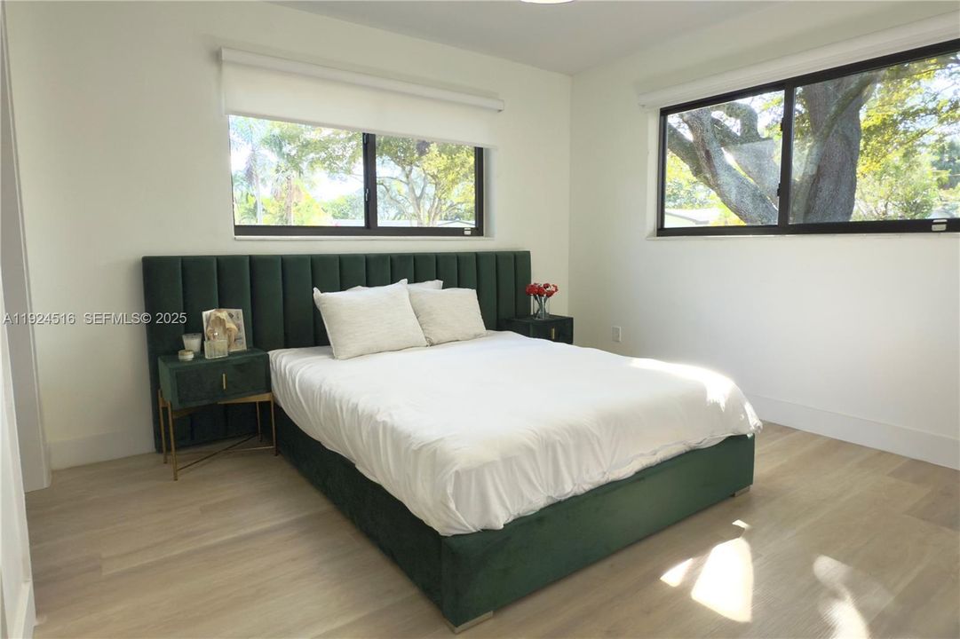 В аренду: $6,500 (4 спален, 2 ванн, 2245 Квадратных фут)