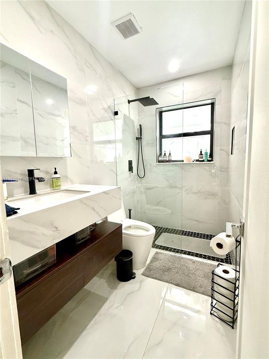 В аренду: $6,500 (4 спален, 2 ванн, 2245 Квадратных фут)