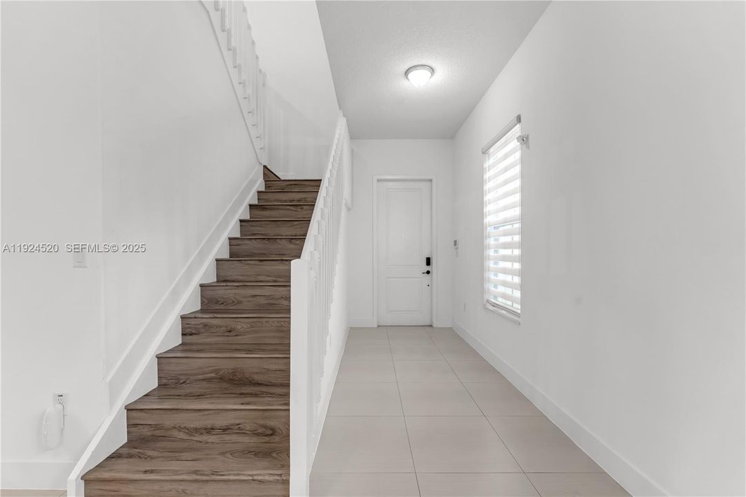 For Sale: $675,000 (3 beds, 2 baths, 2291 Square Feet)