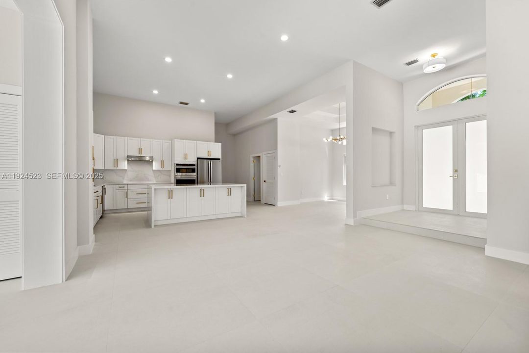 For Sale: $2,195,000 (5 beds, 3 baths, 3360 Square Feet)