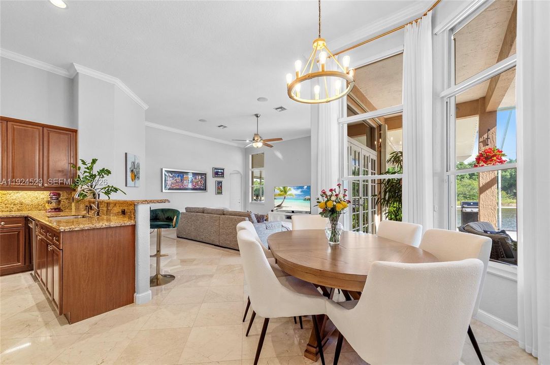 For Sale: $2,075,000 (5 beds, 5 baths, 4915 Square Feet)