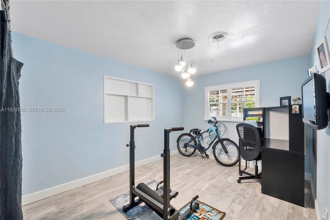 На продажу: $740,000 (3 спален, 2 ванн, 1688 Квадратных фут)