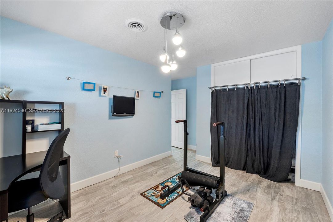 На продажу: $740,000 (3 спален, 2 ванн, 1688 Квадратных фут)