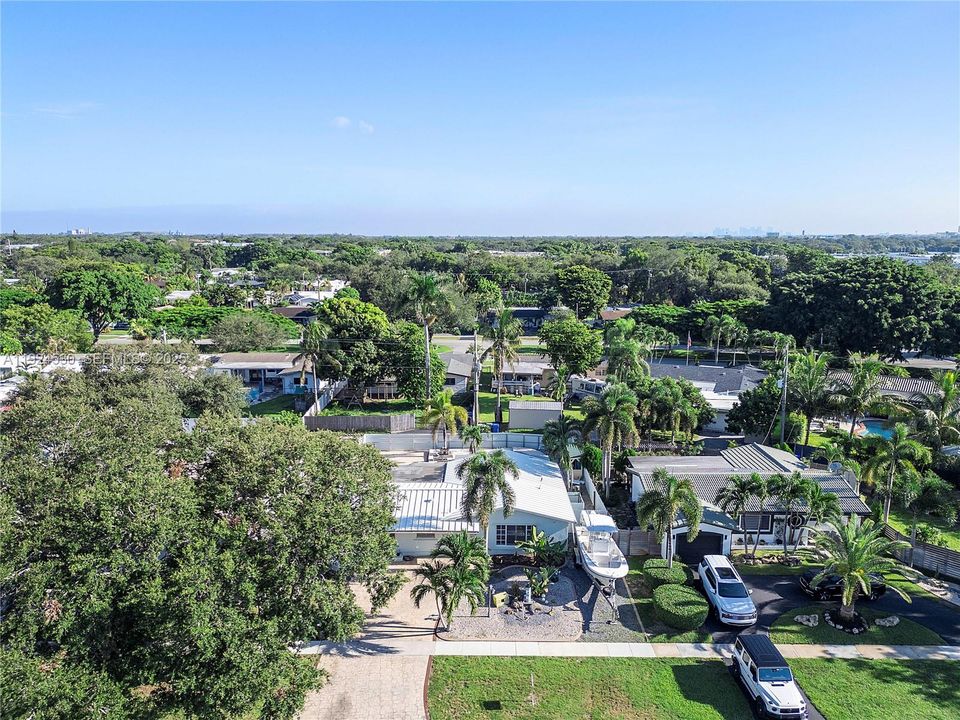 На продажу: $740,000 (3 спален, 2 ванн, 1688 Квадратных фут)