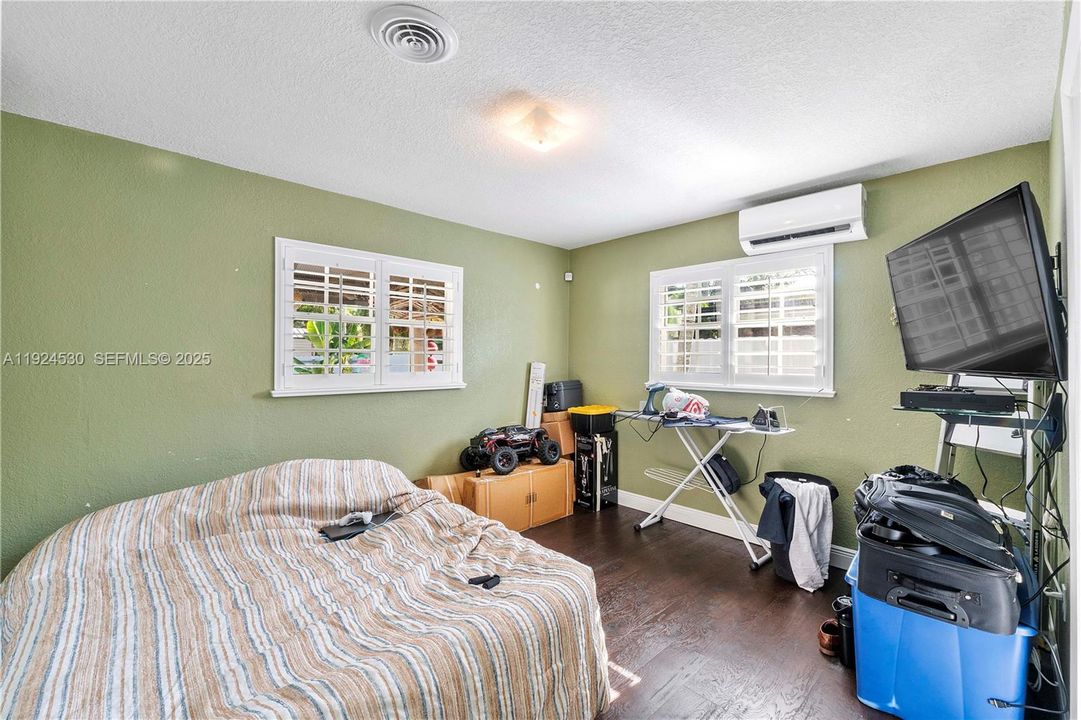 На продажу: $740,000 (3 спален, 2 ванн, 1688 Квадратных фут)