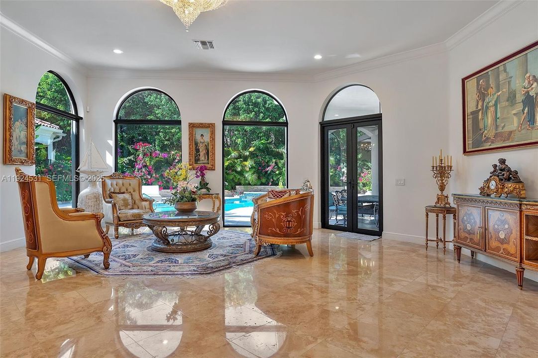 For Sale: $8,000,000 (5 beds, 5 baths, 6099 Square Feet)