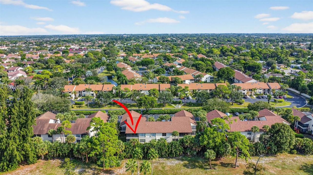 На продажу: $265,000 (3 спален, 2 ванн, 1396 Квадратных фут)