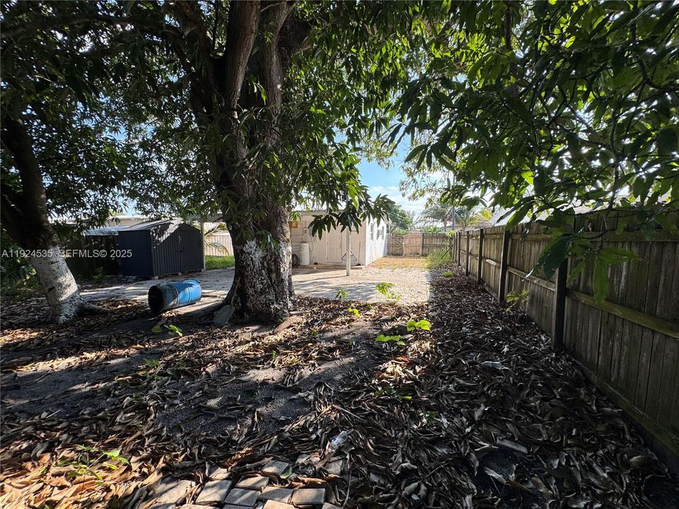 待售: $245,000 (2 贝兹, 1 浴室, 0 平方英尺)