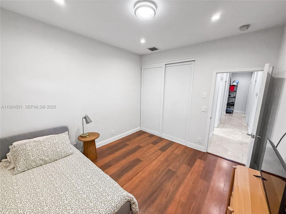 En Venta: $2,475,000 (5 camas, 5 baños, 4006 Pies cuadrados)