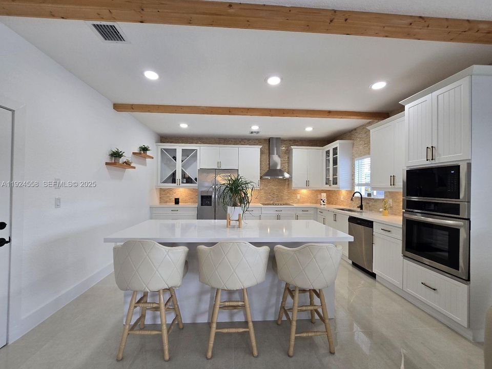 For Sale: $1,299,999 (4 beds, 3 baths, 2338 Square Feet)