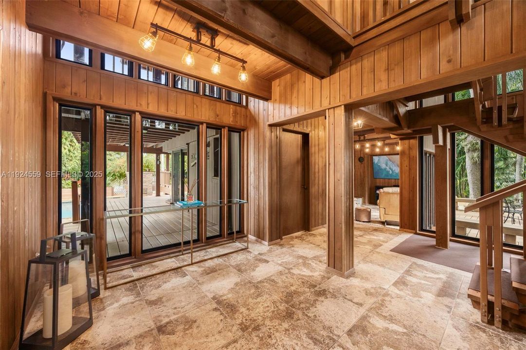 For Sale: $3,250,000 (3 beds, 3 baths, 4318 Square Feet)