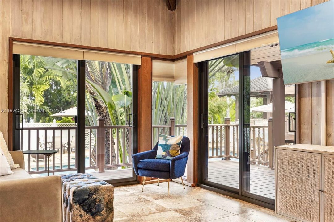 For Sale: $3,250,000 (3 beds, 3 baths, 4318 Square Feet)