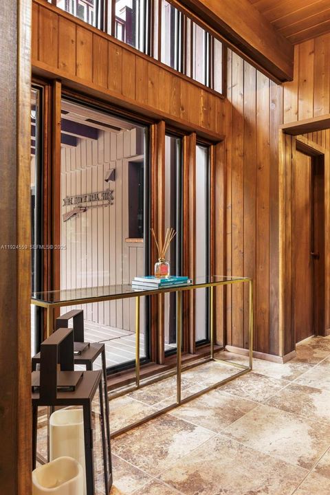 For Sale: $3,250,000 (3 beds, 3 baths, 4318 Square Feet)