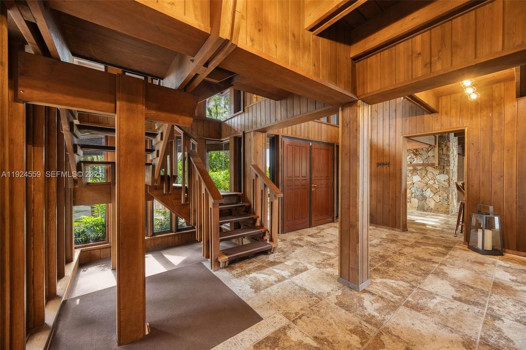 For Sale: $3,250,000 (3 beds, 3 baths, 4318 Square Feet)