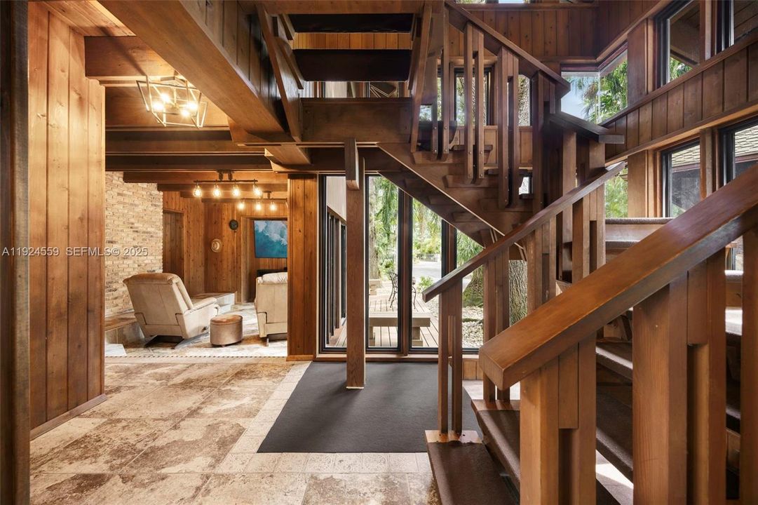 For Sale: $3,250,000 (3 beds, 3 baths, 4318 Square Feet)