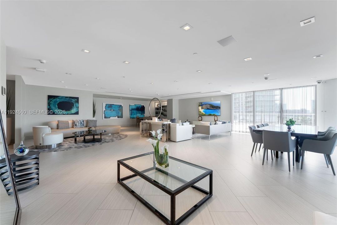 For Rent: $6,700 (3 beds, 3 baths, 1524 Square Feet)