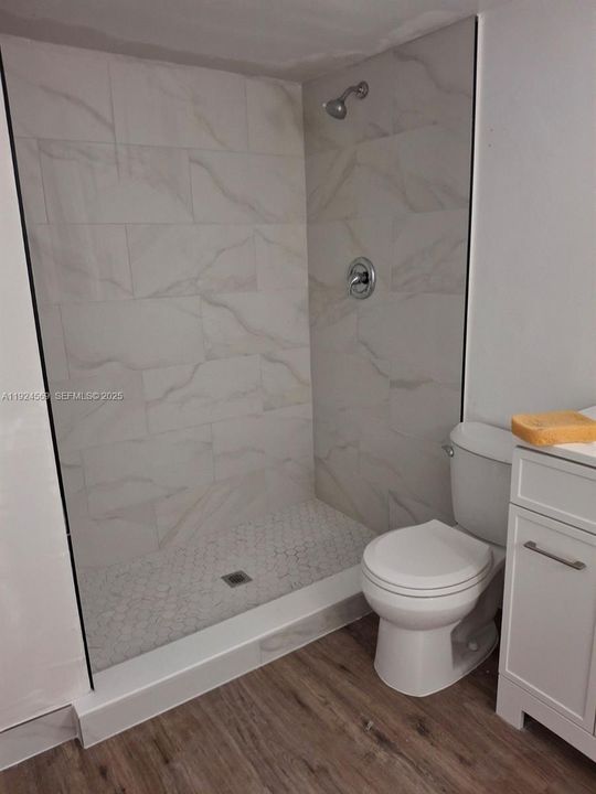 For Sale: $196,000 (2 beds, 2 baths, 1215 Square Feet)