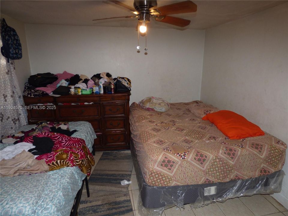 For Sale: $399,000 (0 beds, 0 baths, 1549 Square Feet)