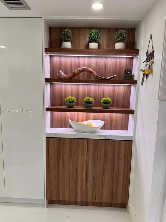 В аренду: $3,100 (2 спален, 2 ванн, 1202 Квадратных фут)