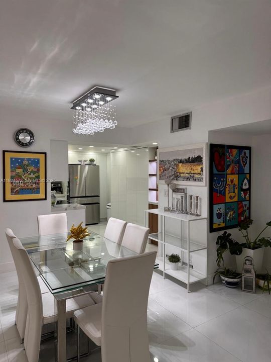 В аренду: $3,100 (2 спален, 2 ванн, 1202 Квадратных фут)