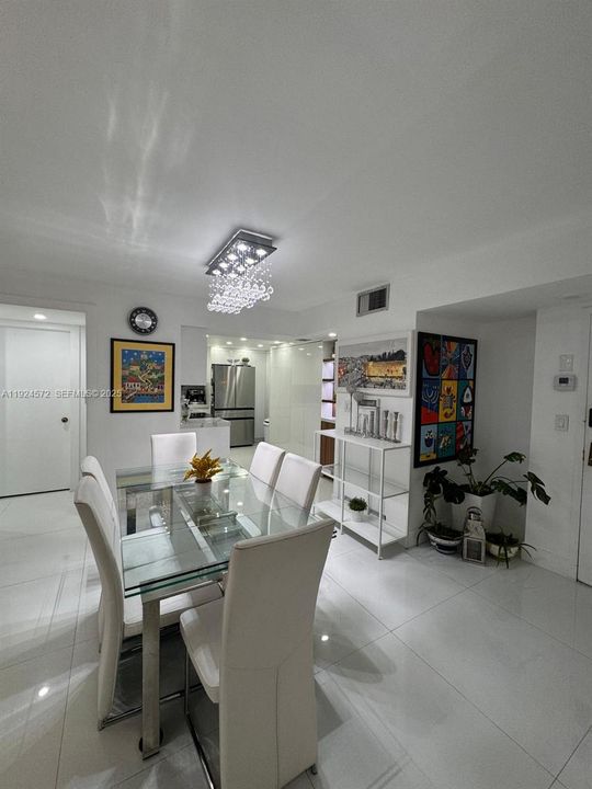 В аренду: $3,100 (2 спален, 2 ванн, 1202 Квадратных фут)