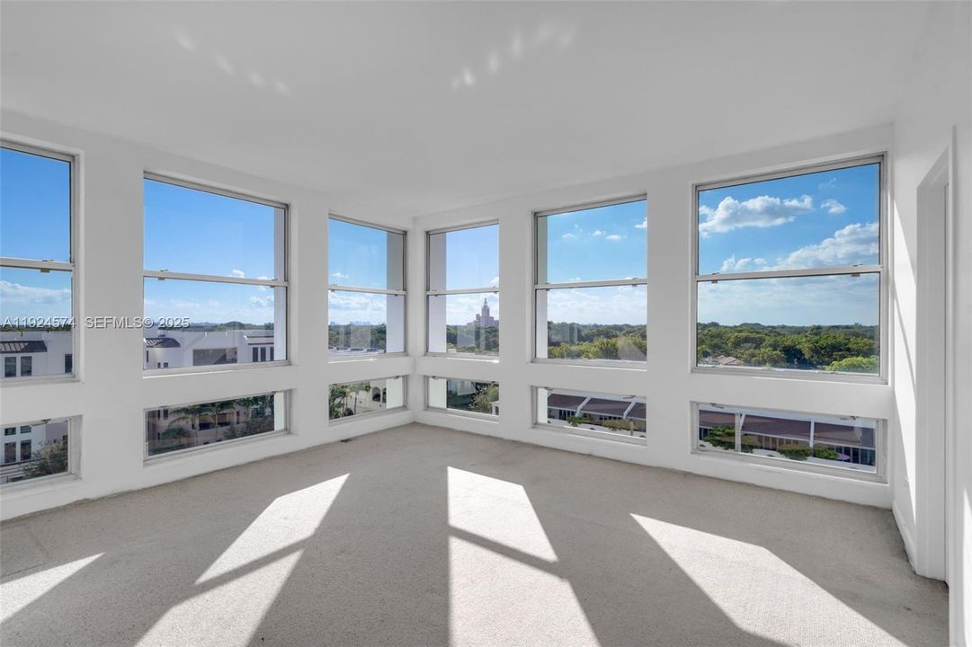 For Sale: $649,000 (3 beds, 4 baths, 2190 Square Feet)