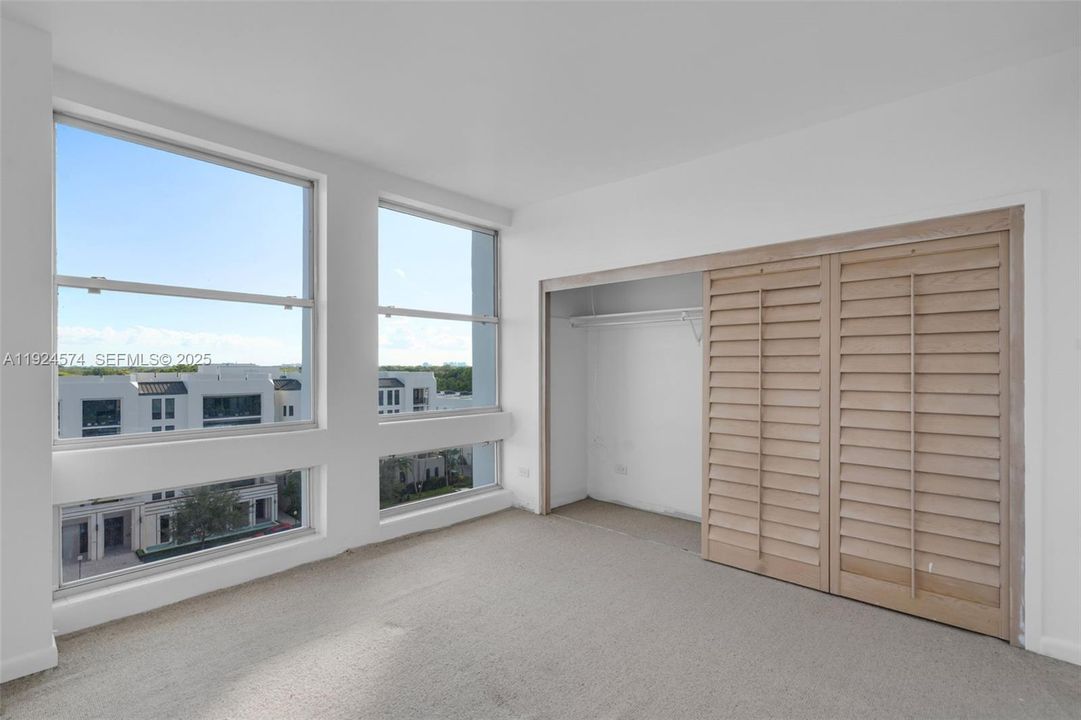 For Sale: $649,000 (3 beds, 4 baths, 2190 Square Feet)