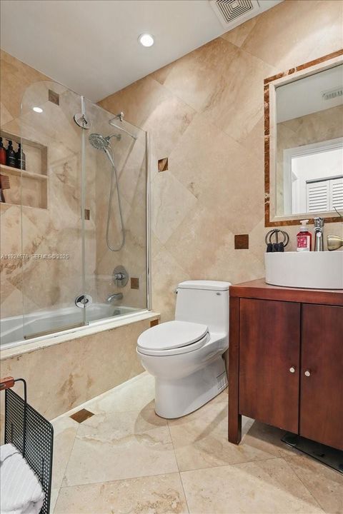 На продажу: $499,000 (2 спален, 2 ванн, 1113 Квадратных фут)