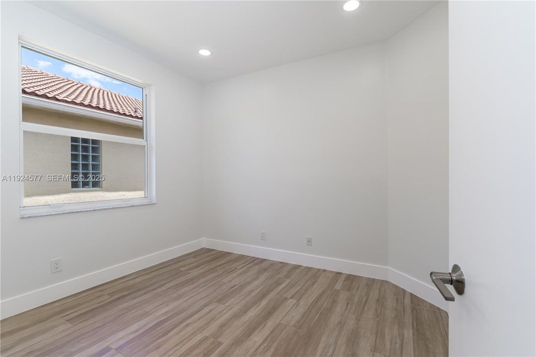 En Renta: $3,650 (3 camas, 2 baños, 1317 Pies cuadrados)