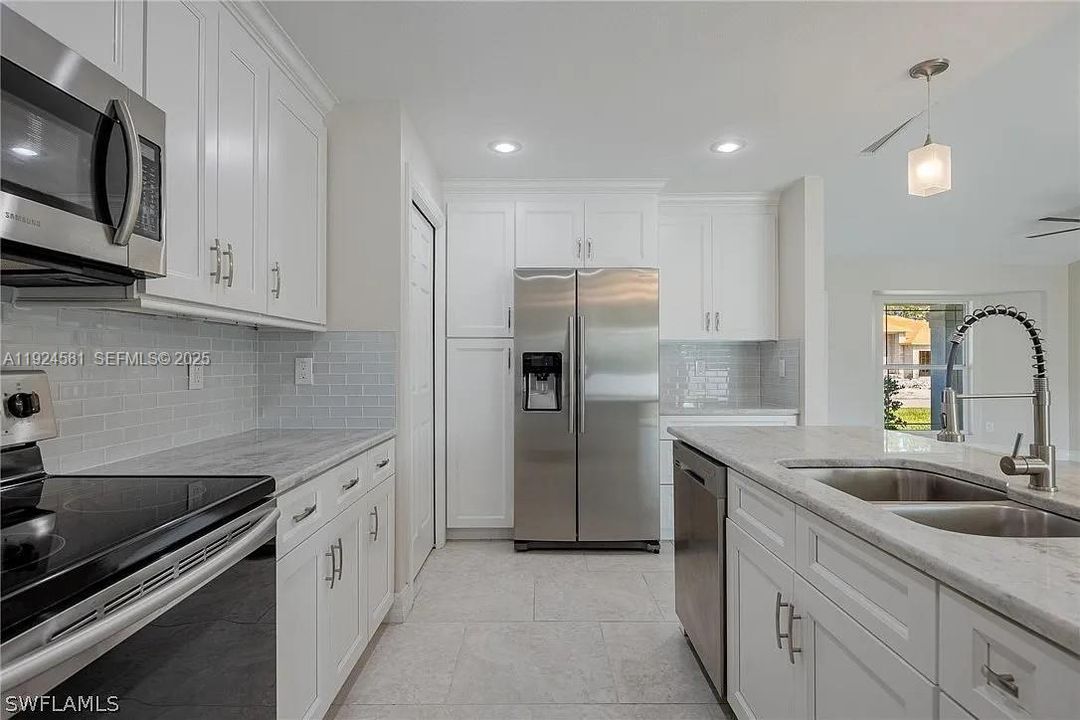 待售: $400,000 (3 贝兹, 2 浴室, 0 平方英尺)