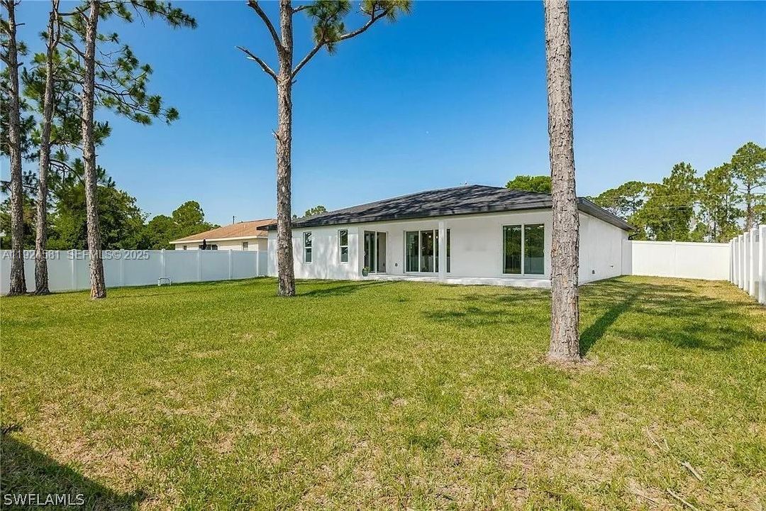 待售: $400,000 (3 贝兹, 2 浴室, 0 平方英尺)