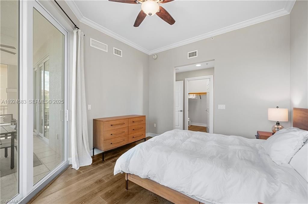 For Sale: $699,000 (1 beds, 2 baths, 1120 Square Feet)